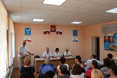 Александр Гуреев провел ряд встреч с жителями по вопросам пенсионного обеспечения